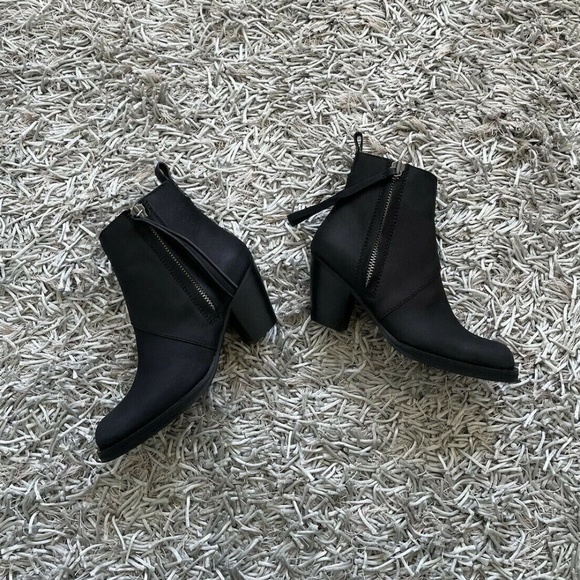 Acne Black Leather Pistola Ankle Boots - Picture 7 of 10